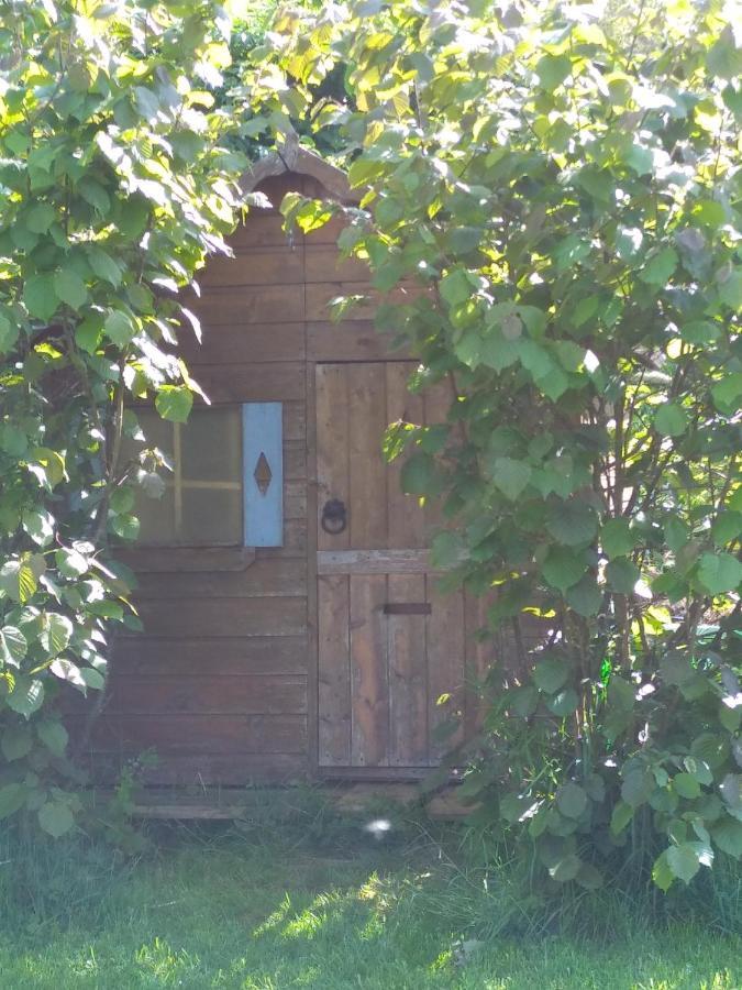 Bed and Breakfast A La Campagne, Au Calme Monterolier Екстер'єр фото